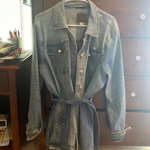 Maurice’s 2x jean jacket very clean, smooth material with a little extra stretch